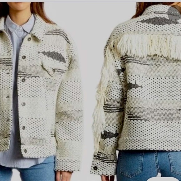 LEVIS FRINGE WOOL BLEND TRUCKERS JACKET Boho Chic Coastal Cowgirl Size 1… - Picture 12 of 13